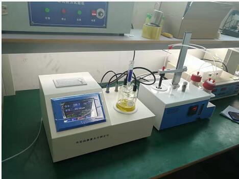 我公司工程師到東莞小鋰新能源交流鋰電池材料水分檢測 我公司工程師到東莞小鋰新能源交流鋰電池材料水分檢測